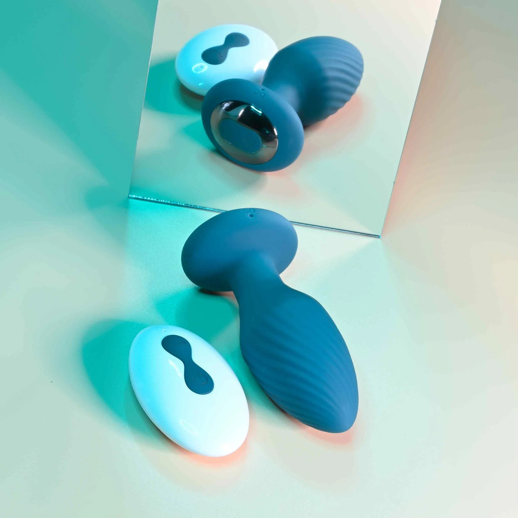 Playboy Spinning Tail Teaser Vibrating Butt Plug